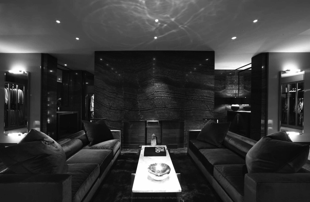 Tom Ford 002 - November 2021 - Book